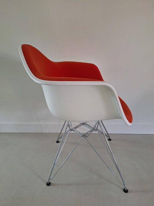 4 tables Vitra Eames