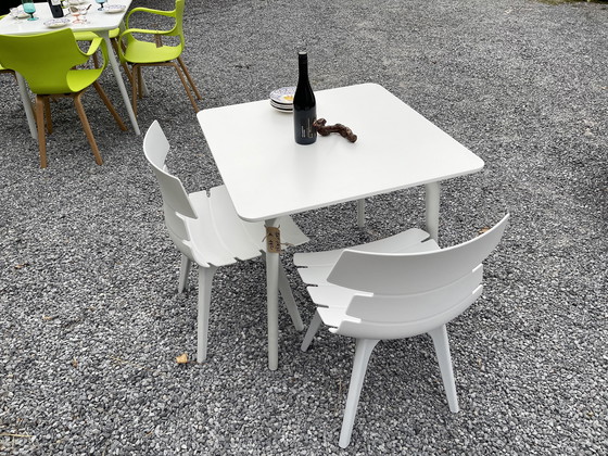 Image 1 of Silla de jardín de diseño blanca