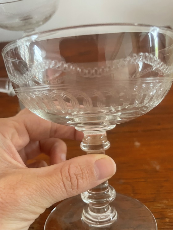 Image 1 of Theresiental champagnecoupes