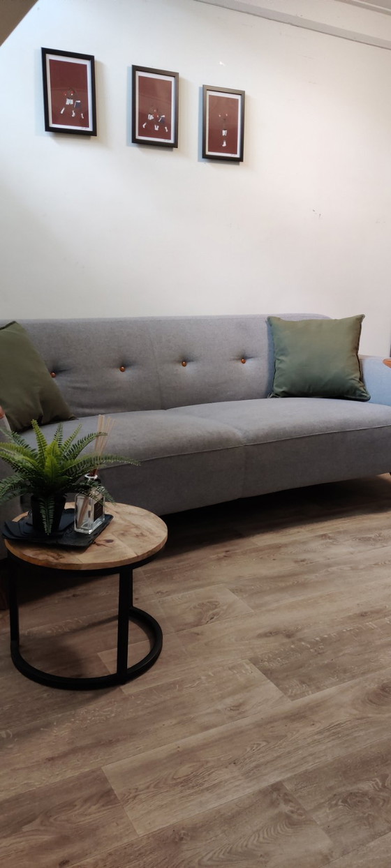 Image 1 of Canapé design Montèl | Gris avec détails en cuir | 3 places