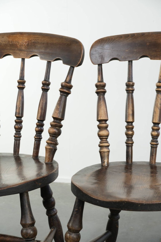 4x Antique English wooden Windsor pub/bistro chairs from the 19th century with a beautiful patina (photo 10 of 14)