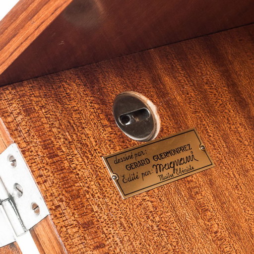 Modernist Wardrobe by Gérard Guermonprez for Magnani. France, 1950s. – kledingkasten, Wood (photo 2 of 13)