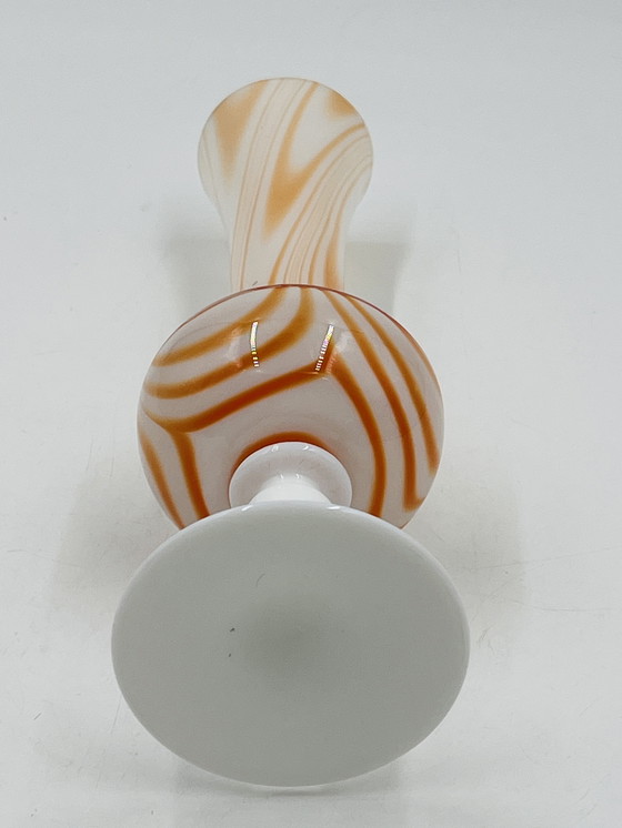 Image 1 of Vaso opalino arancione 