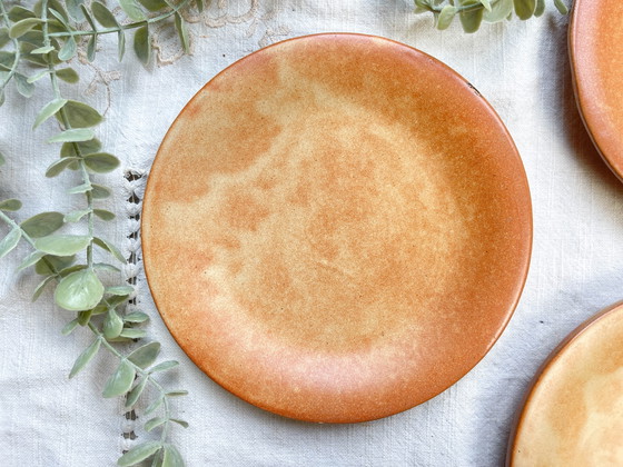 3 Petites Assiettes Vintage en Grès Vallauris – Vaisselle, Mid Century Modern (photo 6 of 9)
