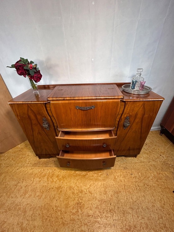 Image 1 of  Art Deco Cocktail Bar Sideboard aus Wurzelnussholz von Beautility 1930-1940