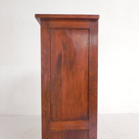 Image 1 of Armadio in rovere con serranda avvolgibile a 2 ante, alto 150 cm, anni '30.