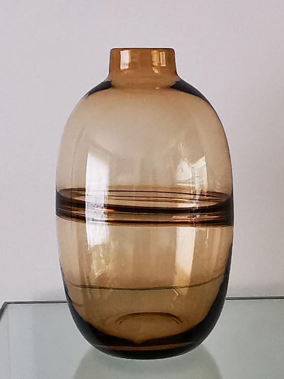 Image 1 of Japandi vaas, amberkleurige tint met gouden reflex,