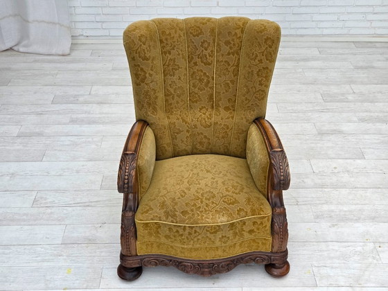 Image 1 of 1960er Jahre, dänischer Sessel mit hoher Lehne, Möbelwolle, massives Eichenholz.