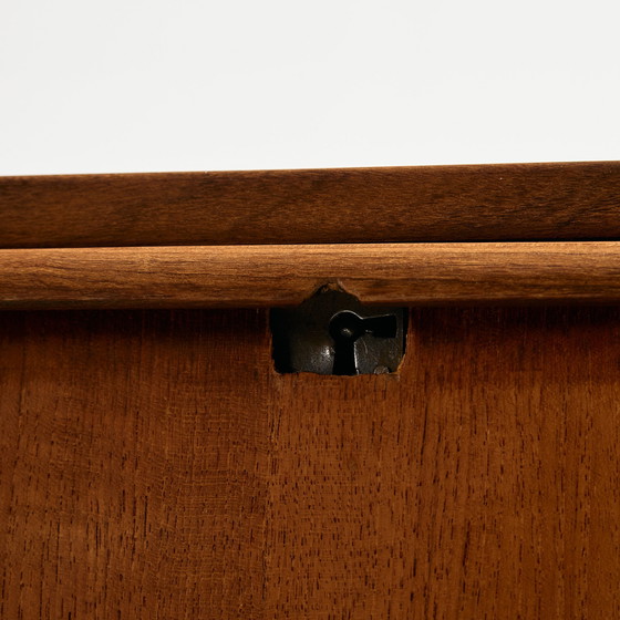 Image 1 of MK10648 Commode en teck restaurée