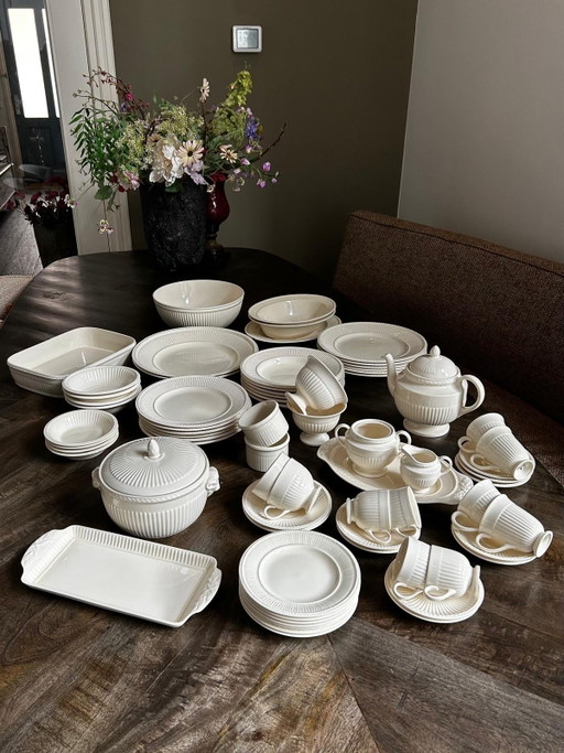 Wedgwood Edme Stoviglie Molto Complete