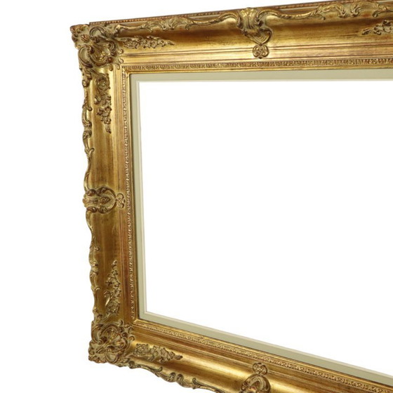 Image 1 of Cornice classica in stile barocco 84x74 cm