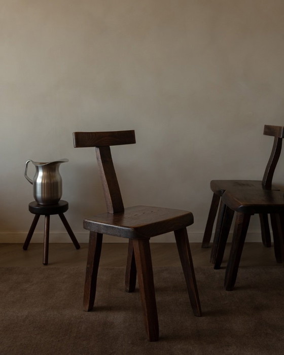 Image 1 of Set of 3 Vintage “T” Dining Chairs by Aranjou, France (c.1960s) – Stained Elm, Brutalist Sculptural