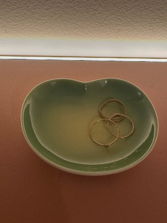 Image 1 of Bol en porcelaine Alessi à feuille de lys