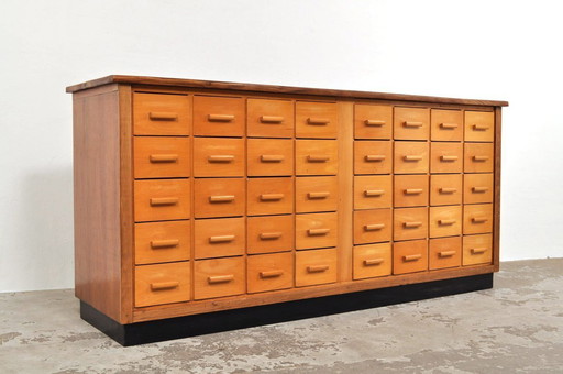 Beukenhouten schoolkast / dressoir, / ladekast, 1950s