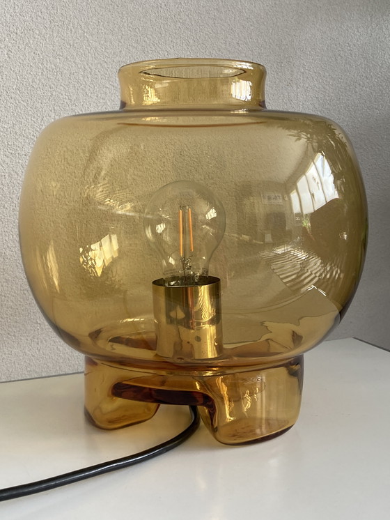 Image 1 of Lampe de table en verre au design vintage