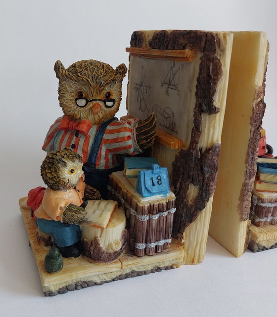 Image 1 of Serre-livres hibou vintage en résine peinte à la main