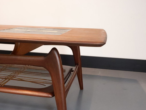 Dutch design coffee table Louis van Teeffelen for Webé