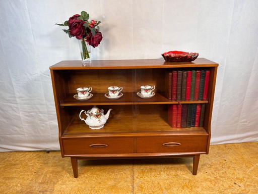 Mid-Century Retro Vintage Teak Bookcase by Jentique, 1960  Elegant, Compact, and Functional – British Mid-Century Craftsmanship 