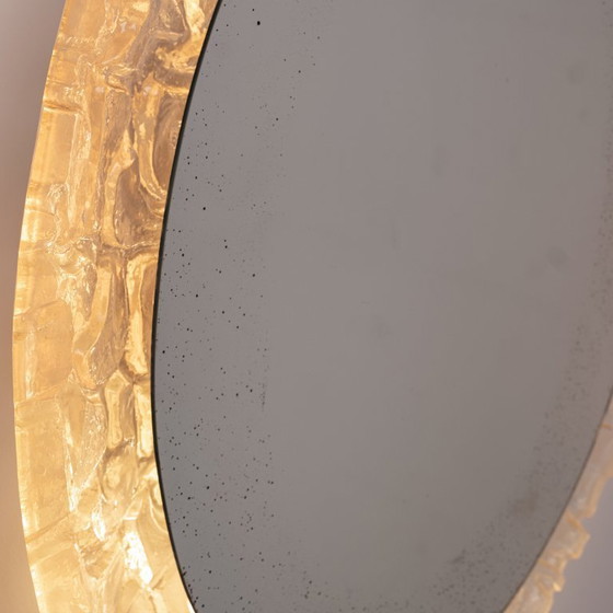 Image 1 of Espejo ovalado con luz de Hillebrand