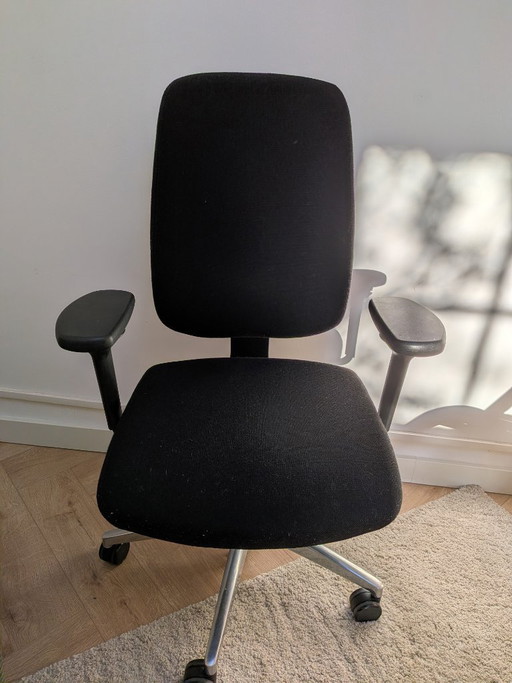 Auffälliger Bürostuhl