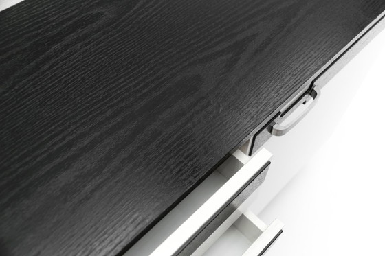 Image 1 of Credenza Space Age in bianco e nero, anni '60