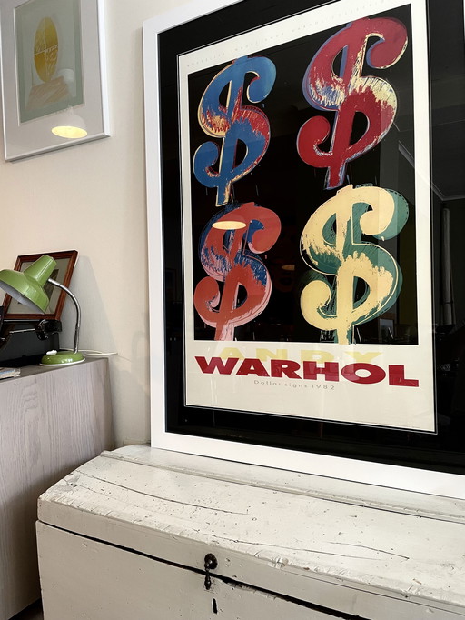Andy warhol: Dollars