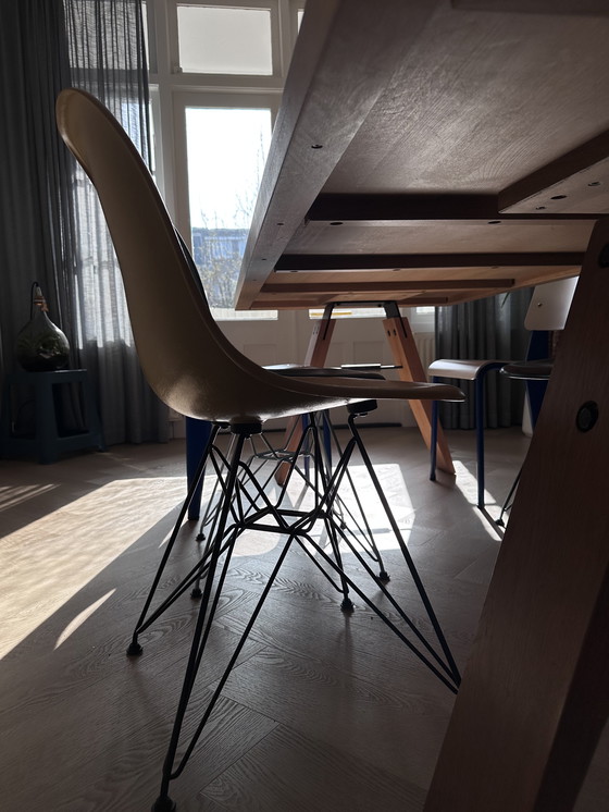 Image 1 of Odesi Branch dining table