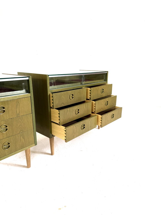 Image 1 of 2 vetrine vintage danesi anni '60
