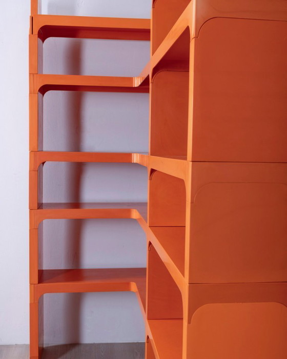 Image 1 of Bibliothèque d'angle vintage en plastique des années 1970, conçue par Olaf Von Bohr pour Kartell