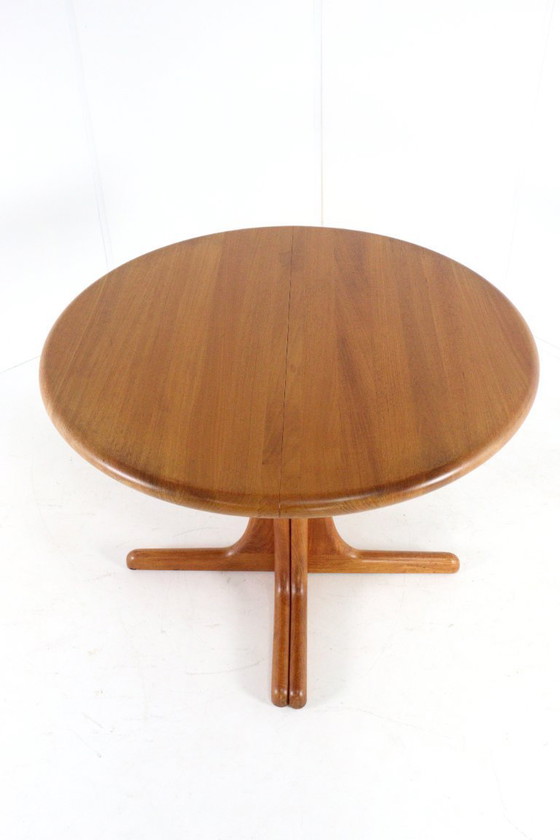Image 1 of Danish round 1x extendable dining table teak solid