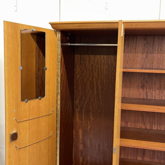 Image 1 of Armoire Art Déco vintage élégante avec étagères suspendues et tiroirs amovibles