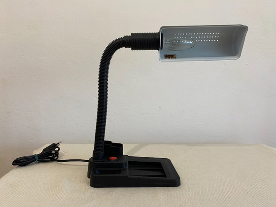 Lampe de bureau col de cygne vintage Veneta Lumi italienne, années 1980 – Metal, Plastic (photo 2 of 14)