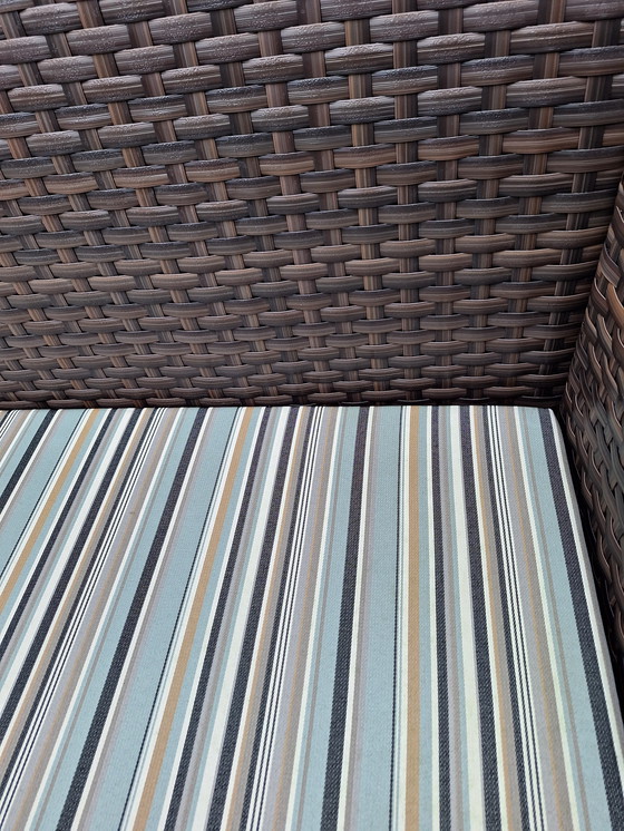 Image 1 of Speziell geformte Gartenbank