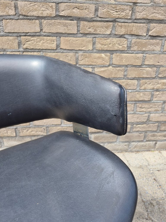Image 1 of Artifort Geoffrey Harcourt 2 design armchairs F63 black