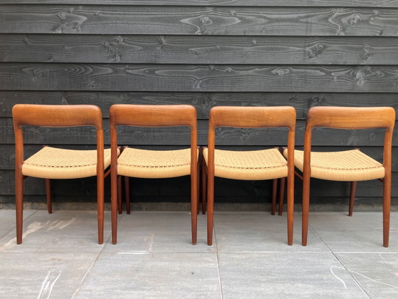 4 chaises de salle à manger originales Niels O. Møller modèle 75 en teck – Niels Otto Møller, Wood (photo 4 of 11)