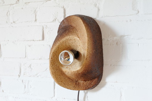 Brutalistische Keramik-Wandlampe aus Schamotte-Ton