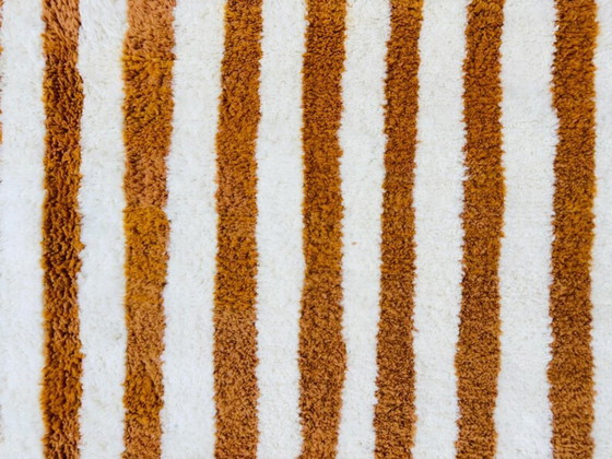 Image 1 of Tapis ZEBRA en laine fait main – coloris personnalisables 300cmx200cm