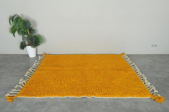 Image 1 of Alfombra marroquí amarilla de 3x2 m, opción personalizable.