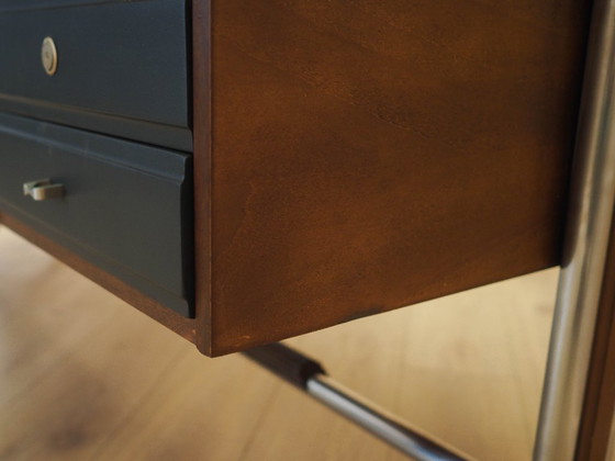 Image 1 of Scrivania in noce, design italiano, anni '70, realizzata in Italia.