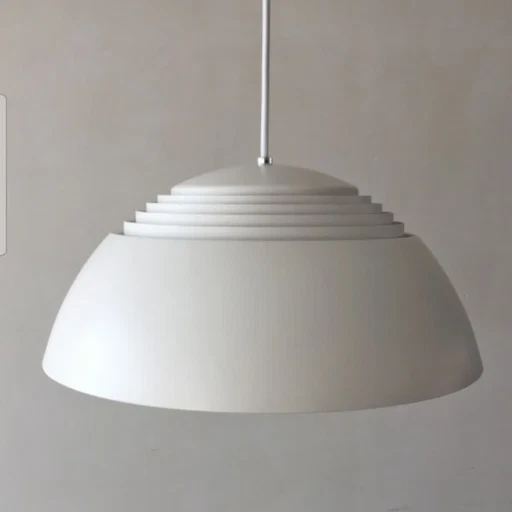 Lampe suspendue Louis Poulsen A.J. Royal