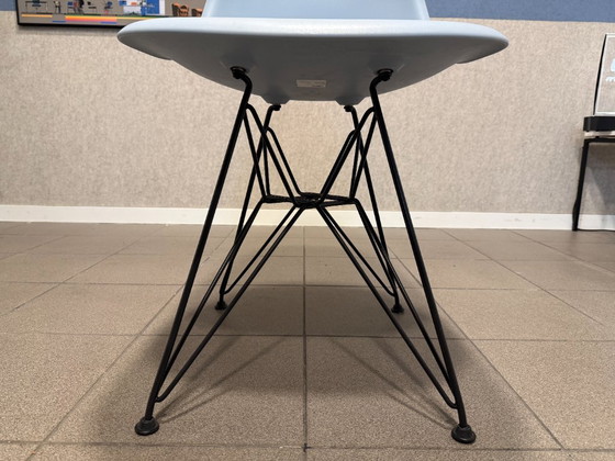 Vitra | Eames | DSR | Ice Grey | 2x – Dining chairs, Metal, Plastic (photo 8 of 9)