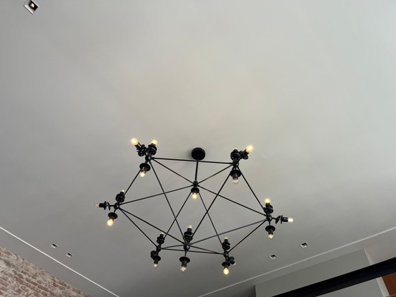 Jason Miller Modo Chandelier – Zwarte hanglamp met 21 bollen – Hanglampen, Aluminium (photo 2 of 6)