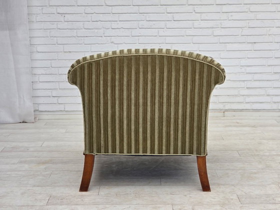 Image 1 of Fauteuil danois des années 1950, revêtement en velours, bois de teck.