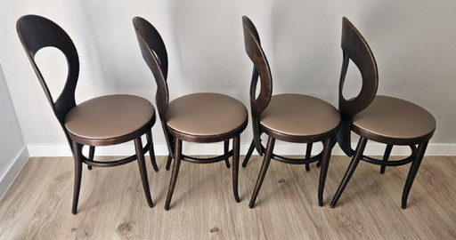 🪑 Set van 4 Baumann “Seagull” stoelen – gebogen hout