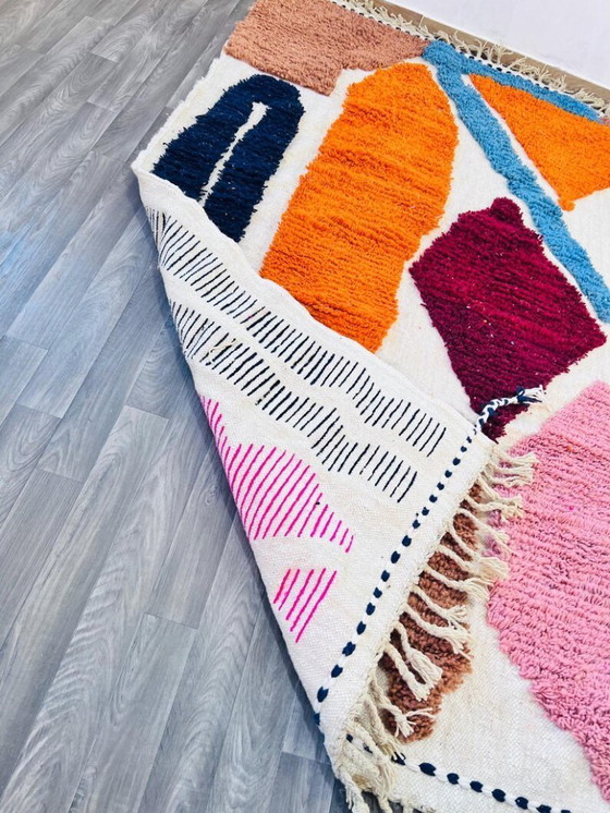 Image 1 of Handgemaakt Marokkaans wollen tapijt in kleur, 250 cm x 150 cm