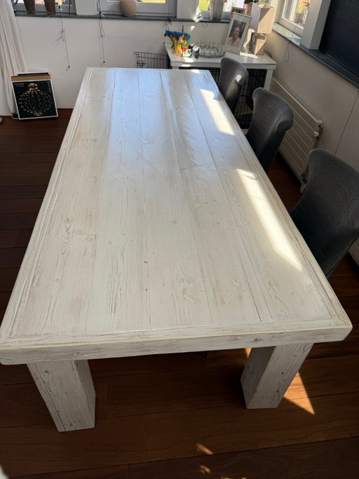 Witte eiken eettafel