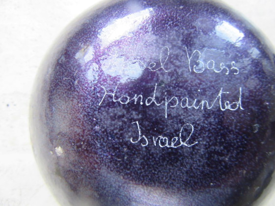 Image 1 of 2 kleine emaille schalen, gesigneerd door Rosel Bass Israel, modernist