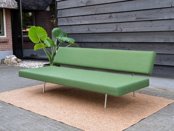 Martin Visser Spectrum BR02 Daybed | Green Wool (photo 4 of 12)