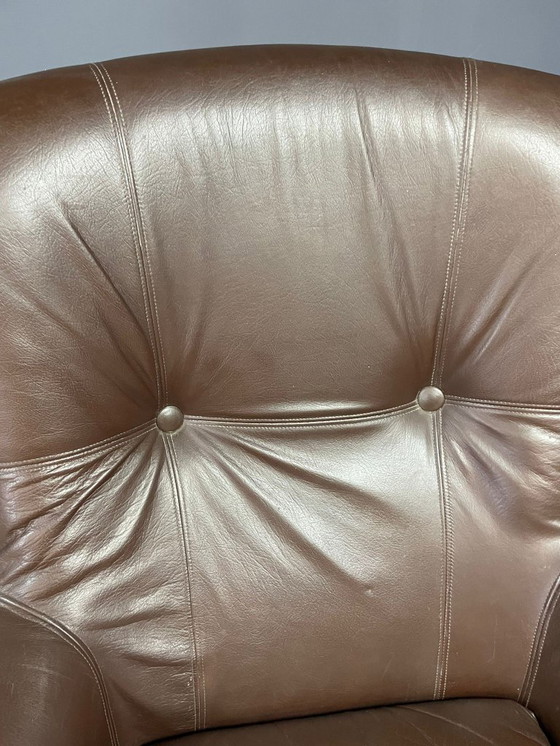 Image 1 of Paar leren draaifauteuils van PEEM, Finland, 1970