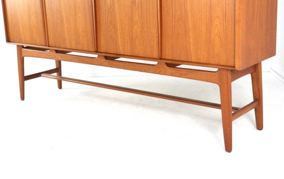 Image 1 of Credenza Svend Aage Madsen per K. Knudsen & Son, design vintage danese
